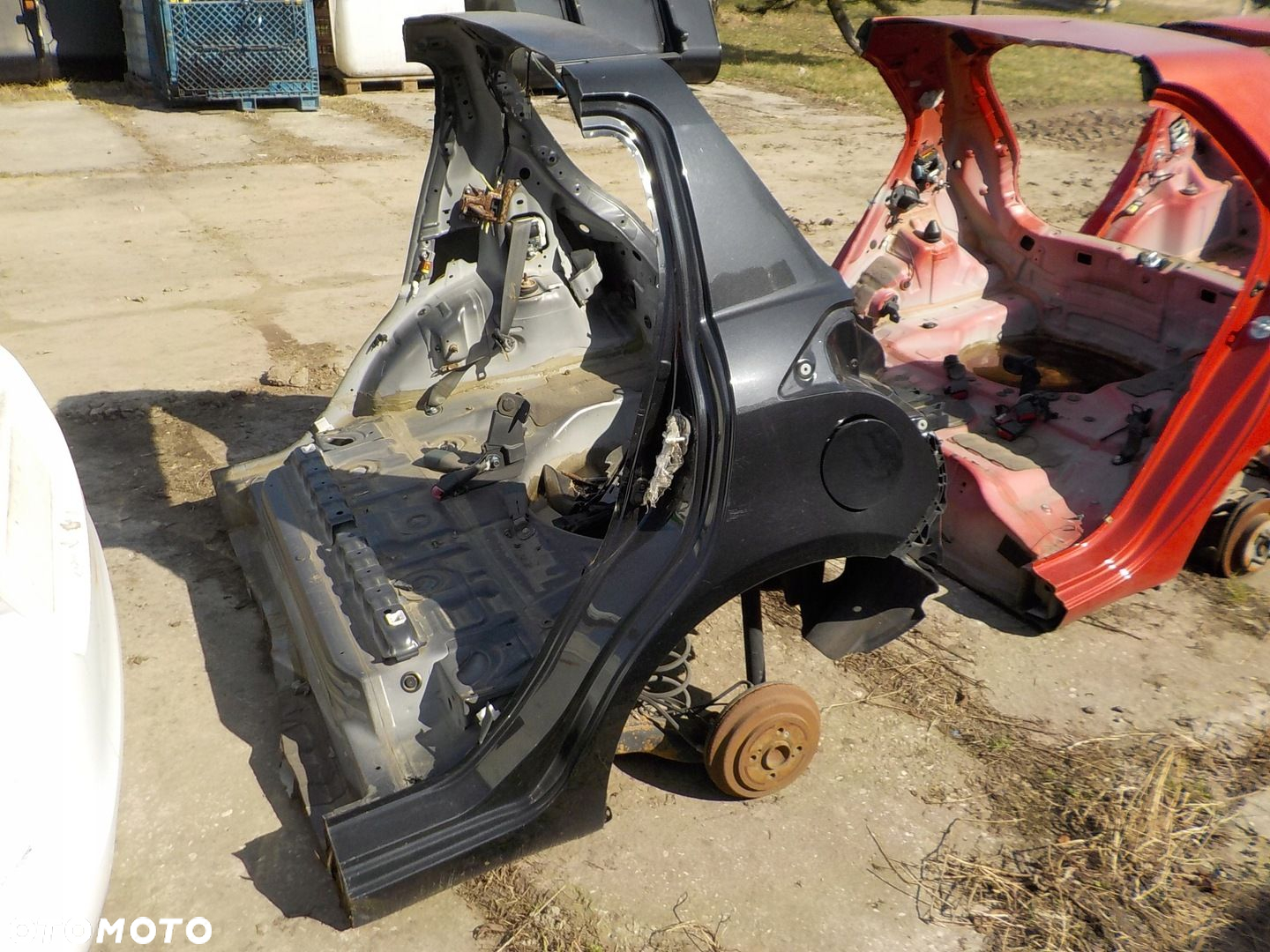 SUZUKI SWIFT IV MK7 BŁOTNIK TYŁ LEWY PRAWY PAS WANNA - 7
