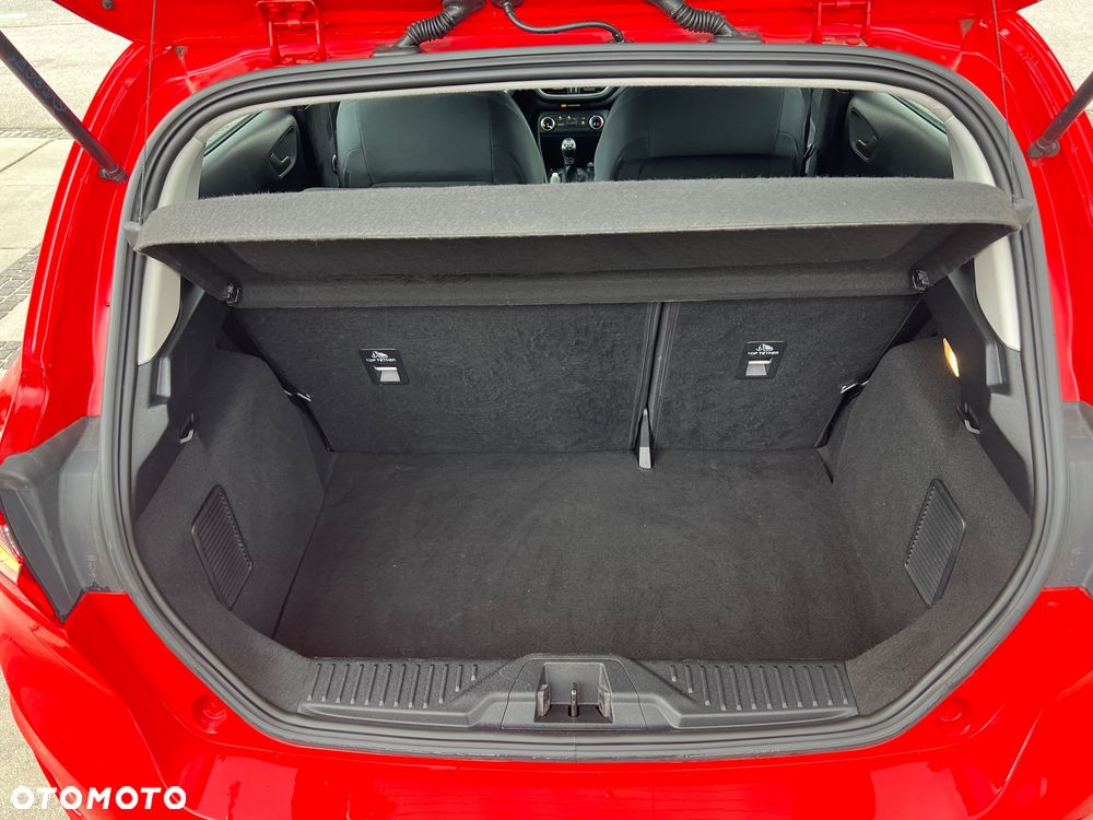 Ford Fiesta 1.1 S&S TITANIUM - 30