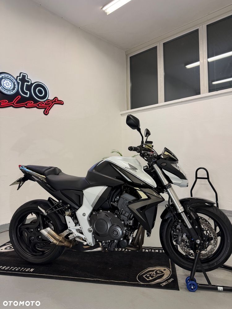 Honda CB - 8