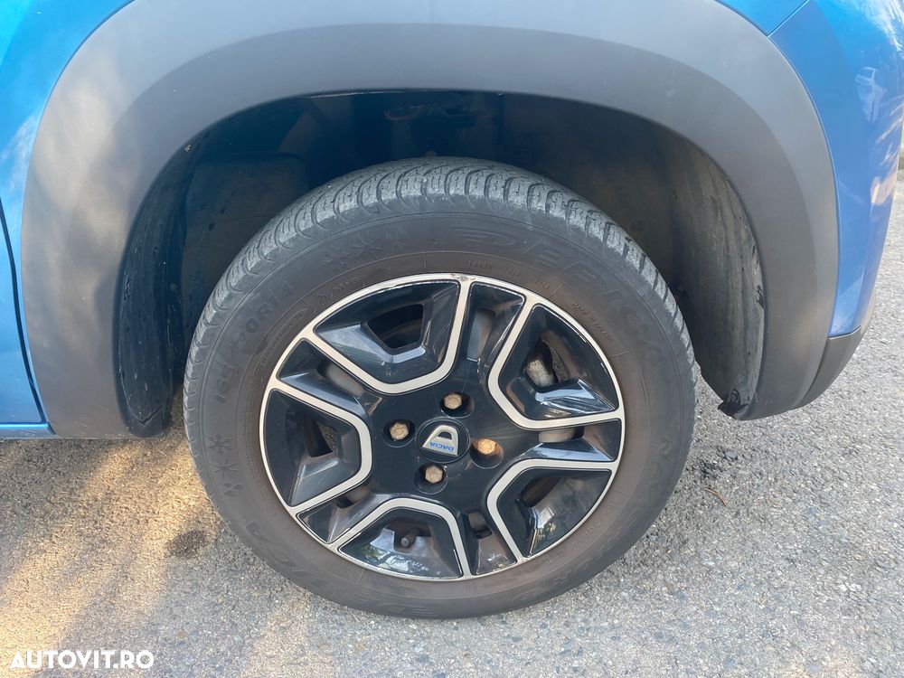 Dacia Spring Expression - 12