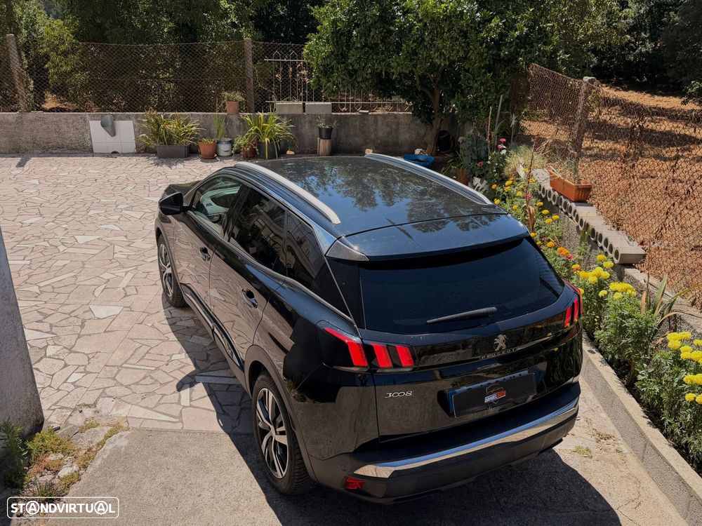 Peugeot 3008 1.2 PureTech Allure EAT6 - 19