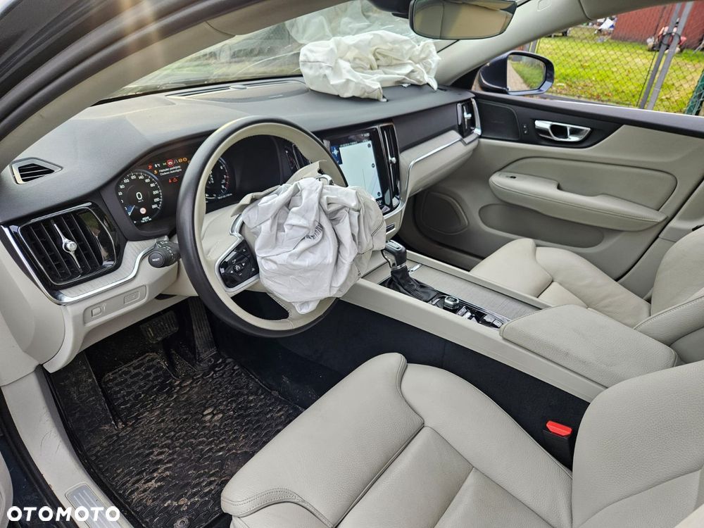 Volvo S60 T4 Inscription - 35