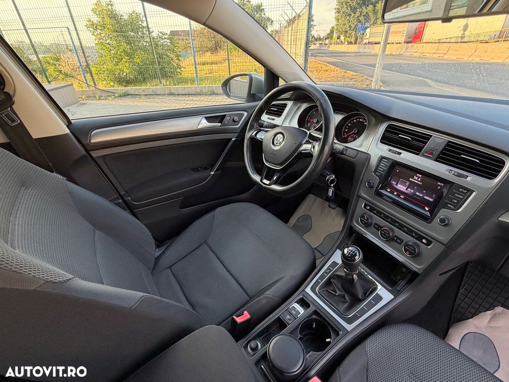 Volkswagen Golf 1.6 TDI BMT Trendline - 29