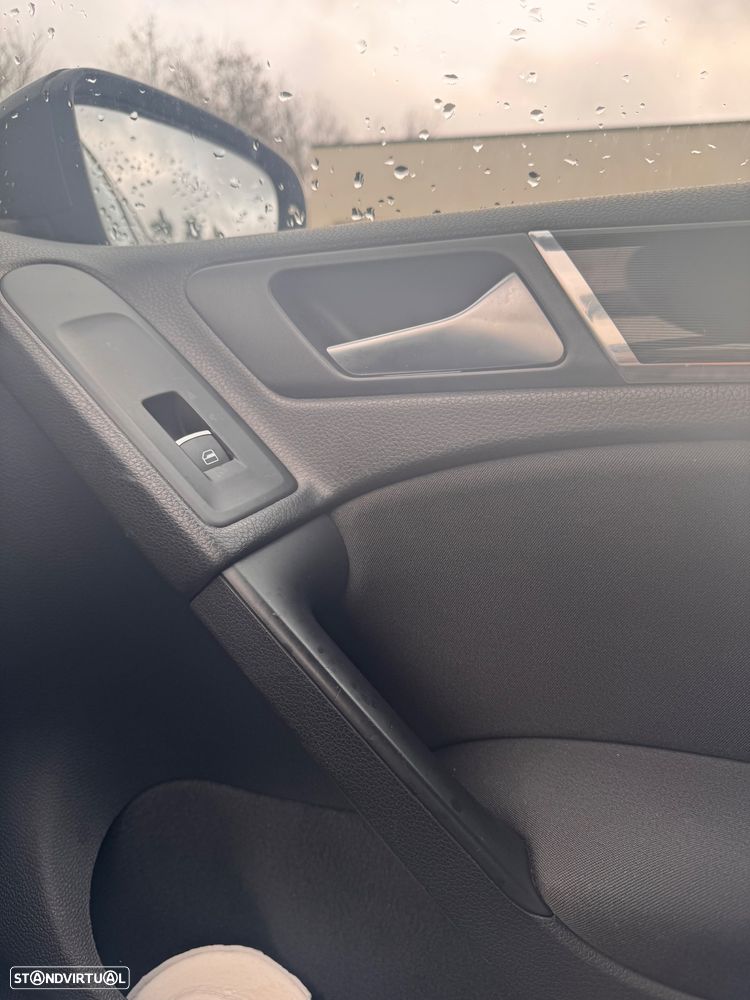 VW Golf 2.0 GTI DSG - 14