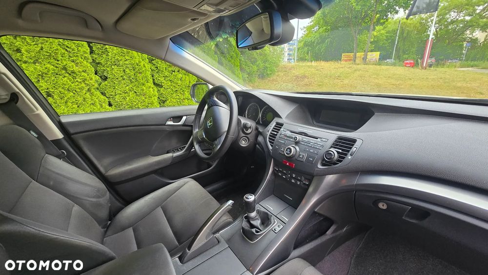 Honda Accord 2.0 Lifestyle - 13