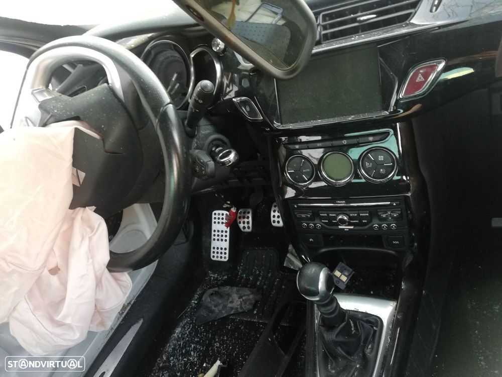 Peças Citroen DS3 2009 a 2015 - 11