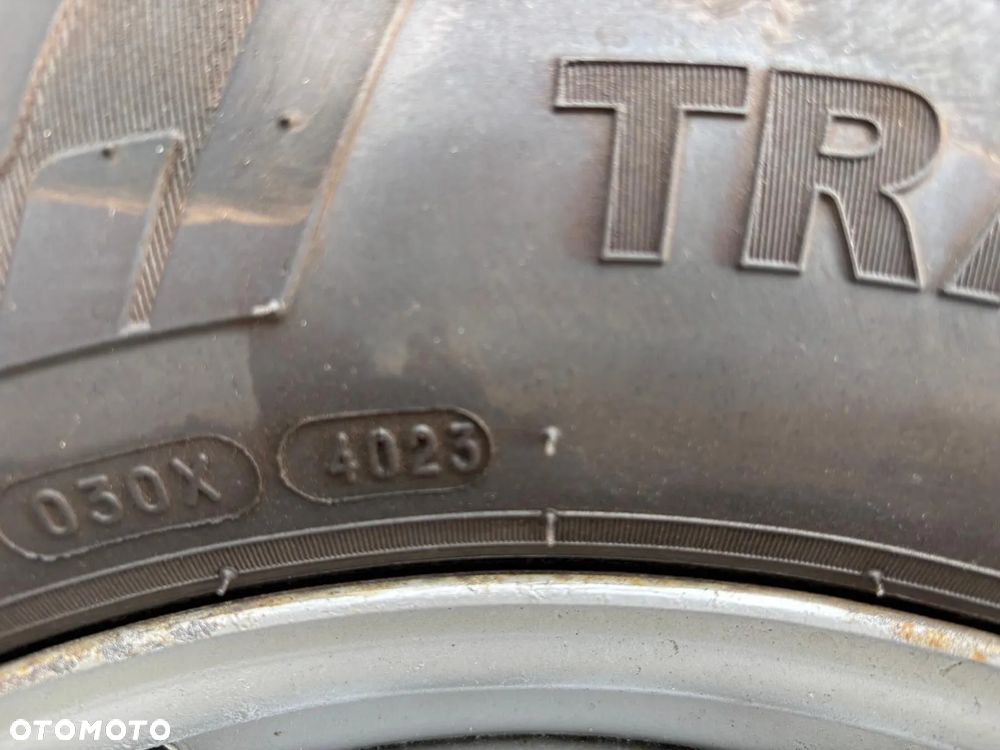Iveco DAILY - 27