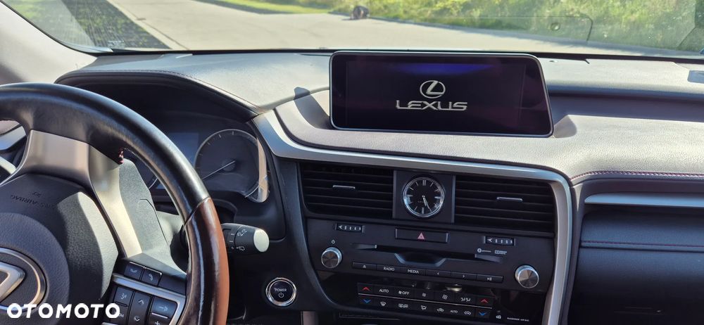Lexus RX - 6