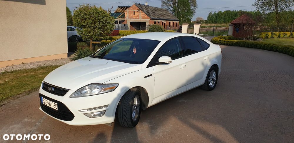 Ford Mondeo 2.0 TDCi Ambiente - 3