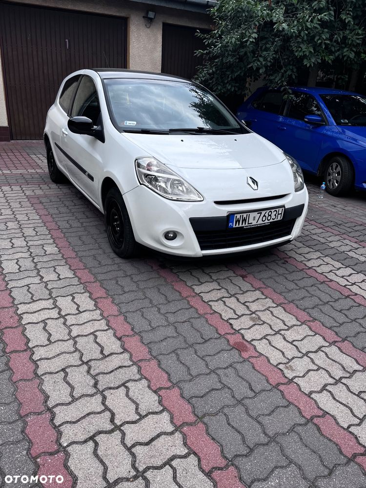 Renault Clio - 1