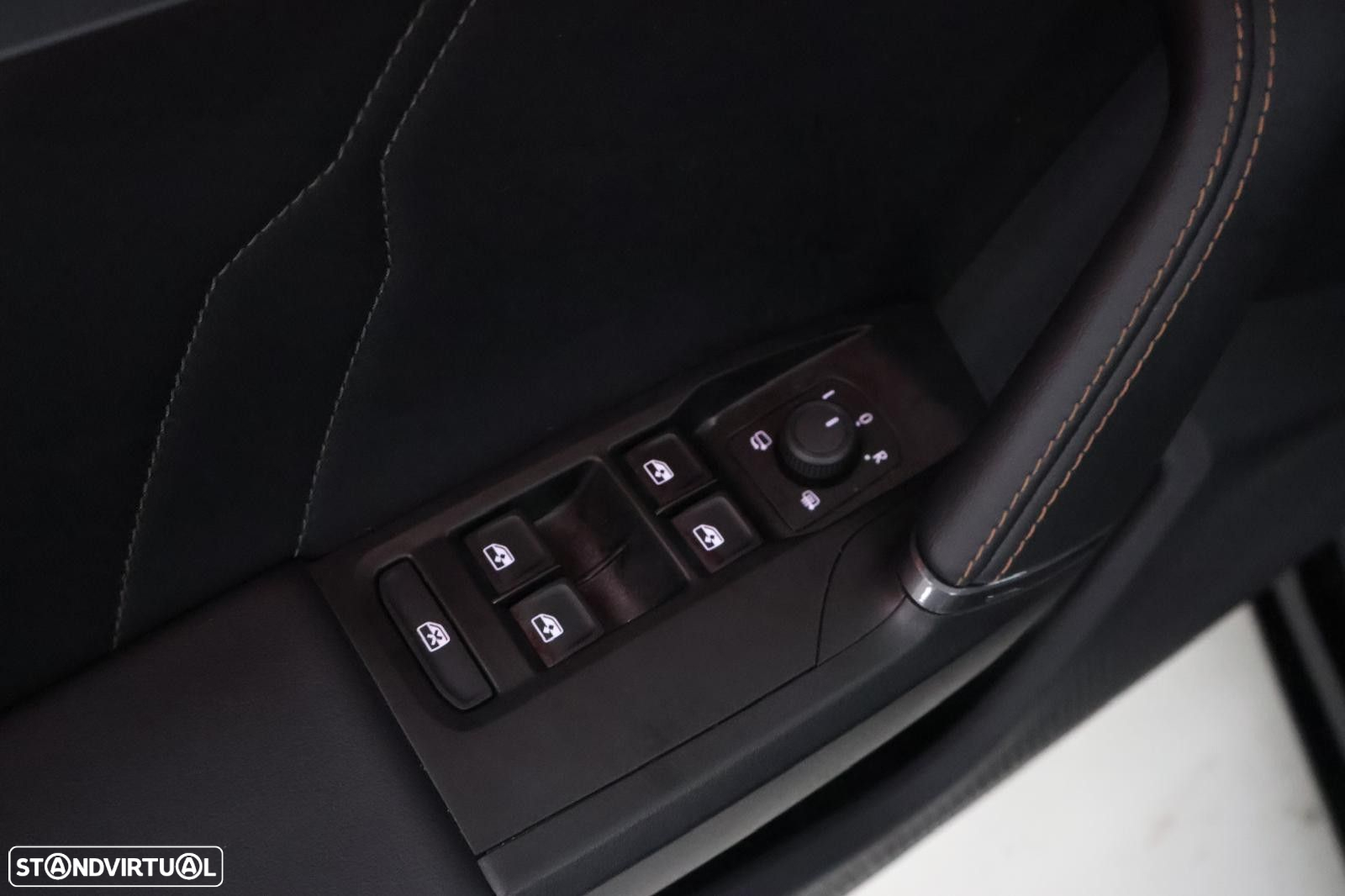 Cupra Leon 1.5 eTSI DSG - 12