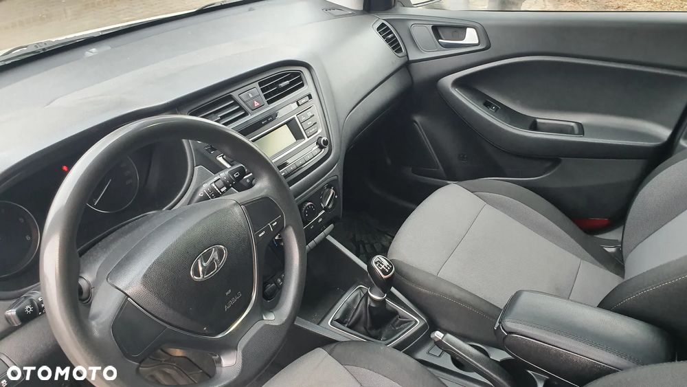 Hyundai i20 1.1 CRDi Classic + - 7