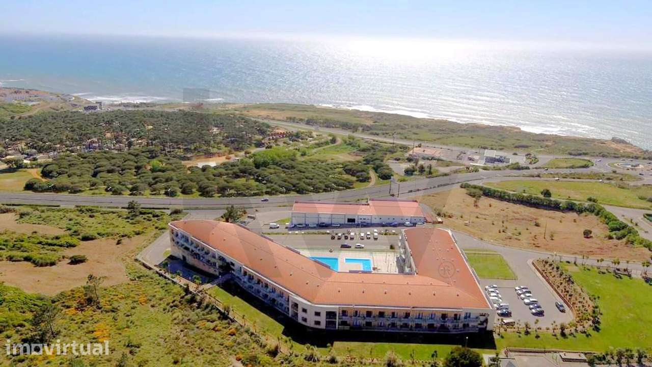 T0 Em Condomínio Privado, Varanda, Piscina, Garagem e AL a 5 min da Pr - Grande imagem: 4/13