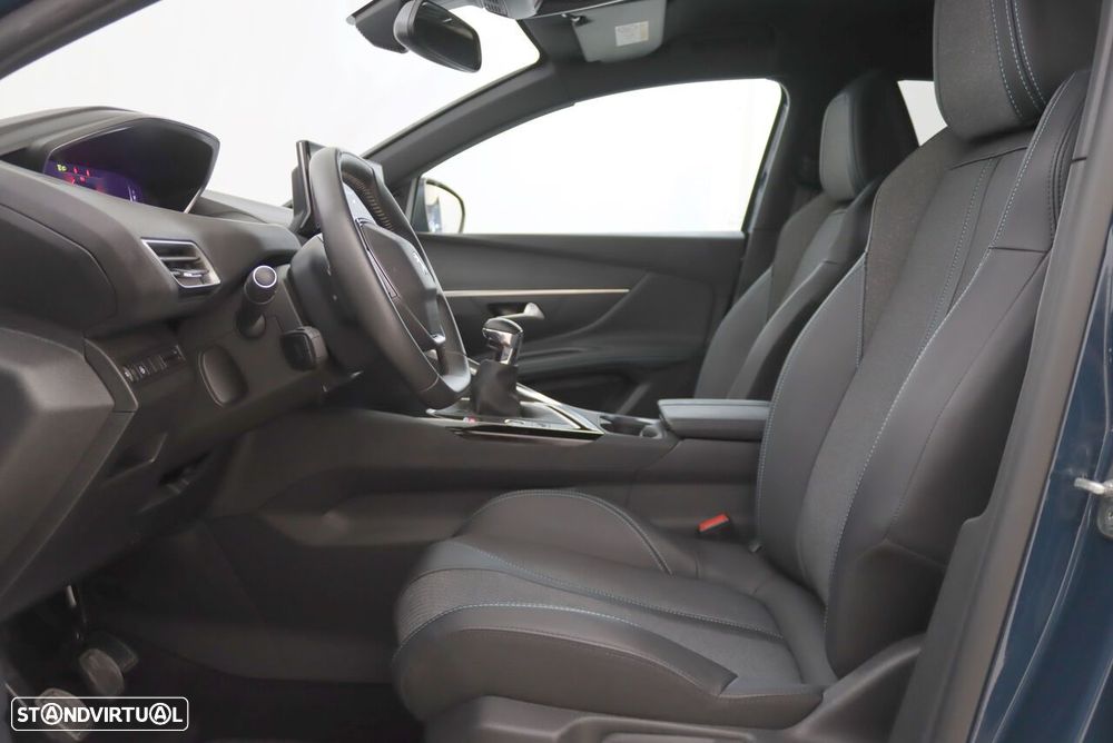 Peugeot 3008 1.2 PureTech Allure - 5