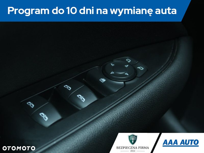Opel Insignia - 19