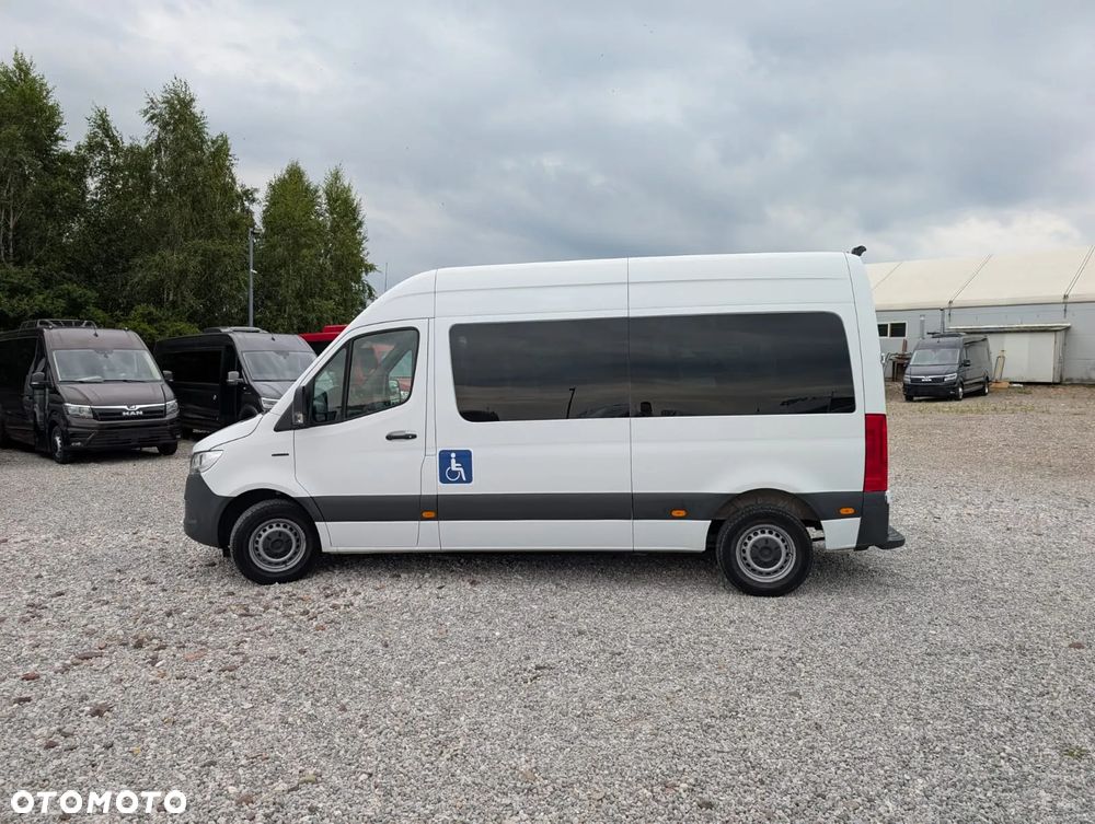 Mercedes-Benz Sprinter - 6
