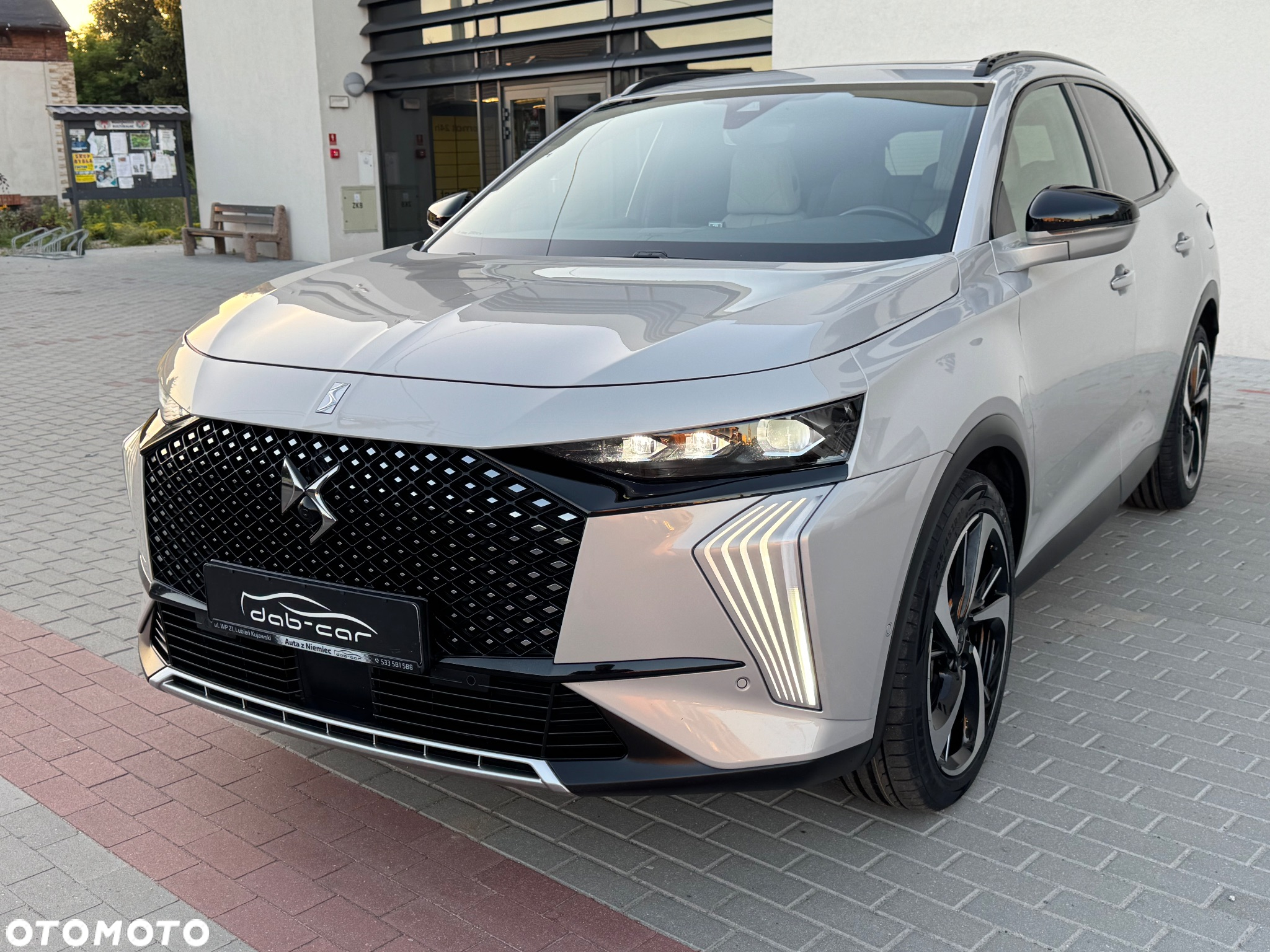 DS Automobiles DS 7 Crossback 1.6 E-Tense 4x4 Opera - 22