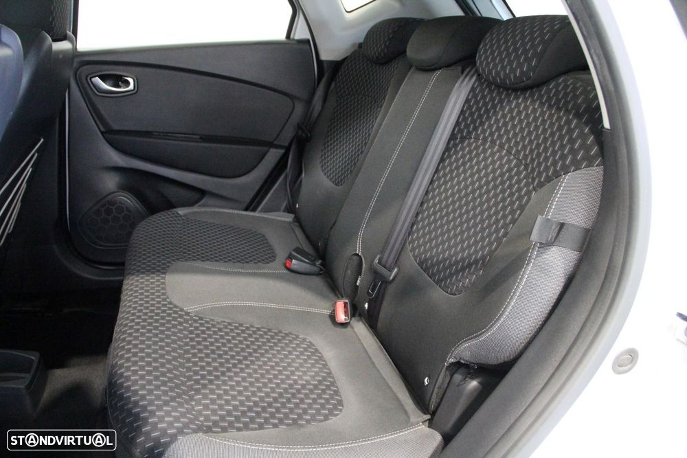 Renault Captur 1.5 dCi Exclusive - 23