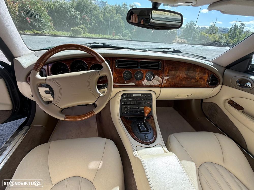 Jaguar XK XK8 4.0 Convertible Sport - 8