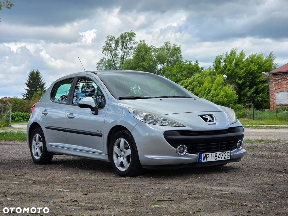Peugeot 207 1.4 16V Trendy - 8
