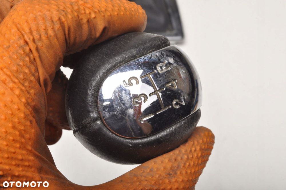 COROLLA VERSO II MIESZEK GAŁKA ZMIANY BIEGÓW - 2