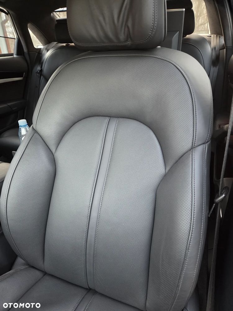 Audi A8 4.2 TDI L Quattro - 24