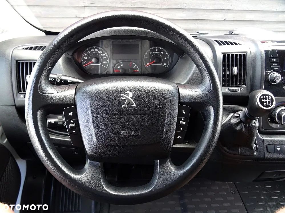 Peugeot Boxer - 21
