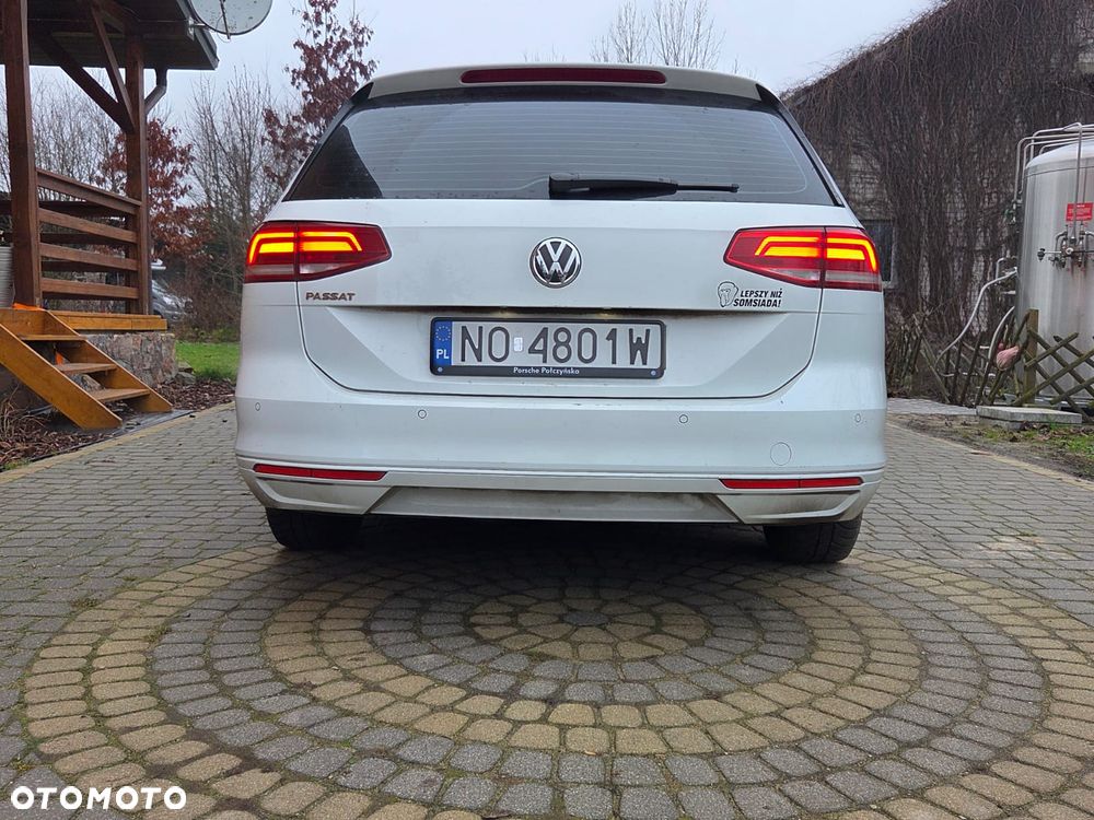 Volkswagen Passat 2.0 TDI SCR Comfortline DSG - 9