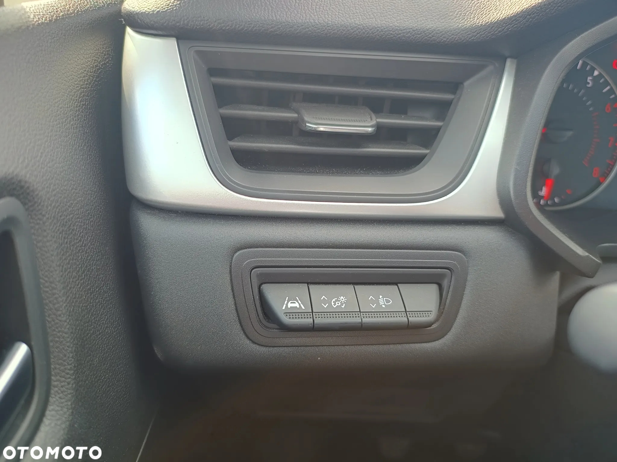Renault Captur TCe 100 LIFE - 19
