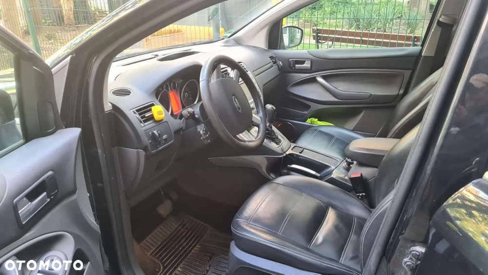 Ford Kuga - 20