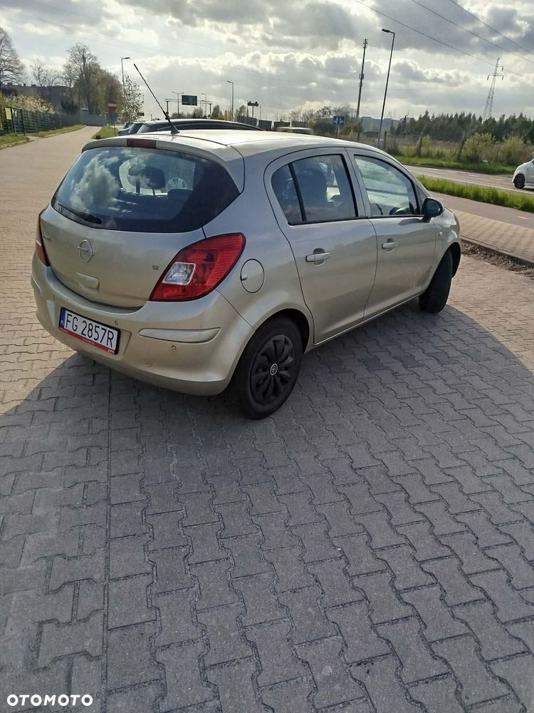 Opel Corsa - 6