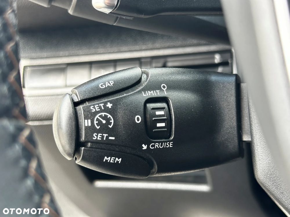 Peugeot 3008 BlueHDi 180 Stop & Start EAT8 GT - 30