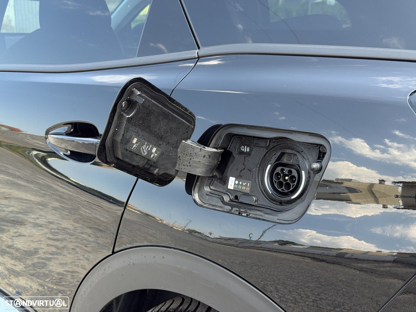 Peugeot 3008 1.6 Hybrid Allure e-EAT8 - 20