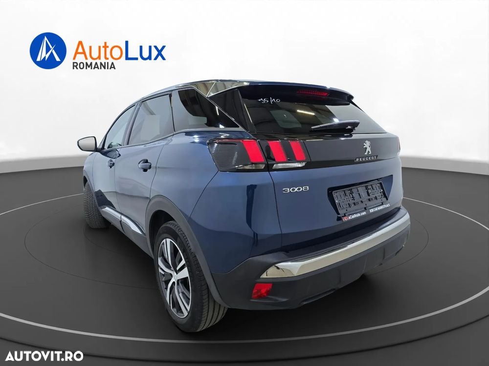 Peugeot 3008 PureTech 130 Stop & Start GPF EAT8 Allure - 4