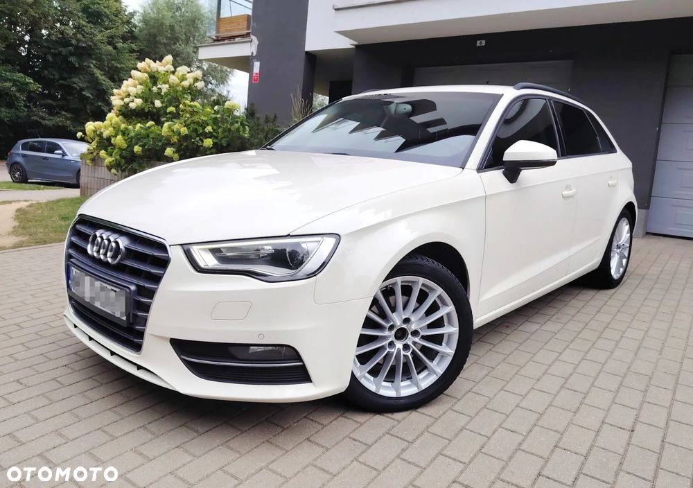 Audi A3 Sportback 1.4 TFSI S tronic Ambiente - 1