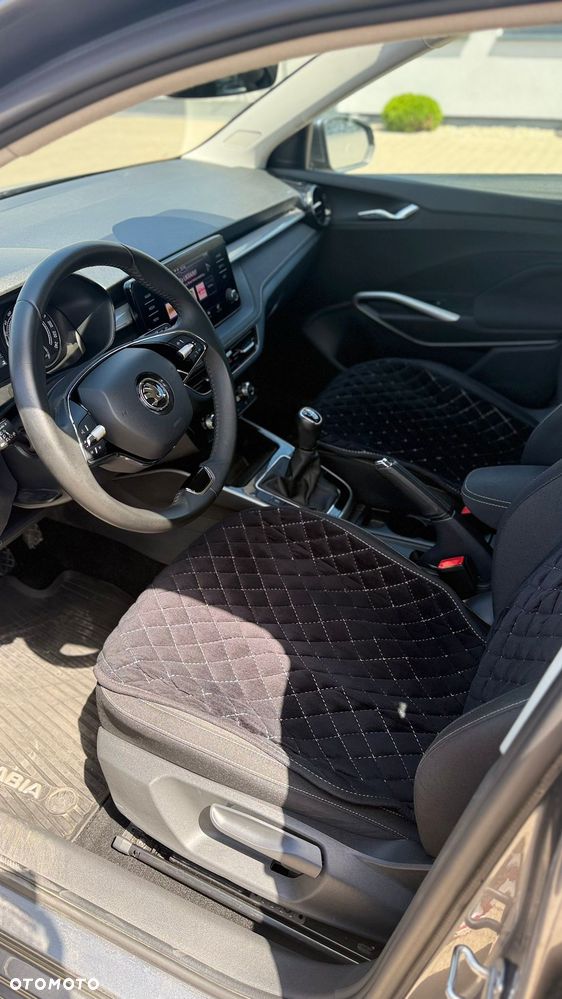 Skoda Fabia 1.0 Style - 7