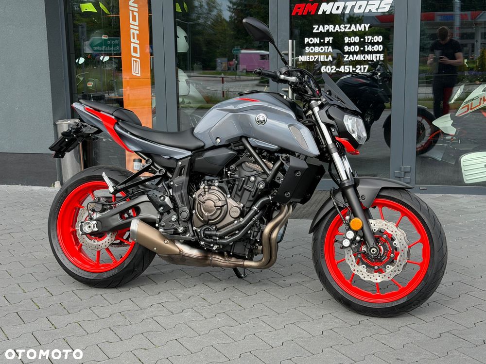 Yamaha MT - 2