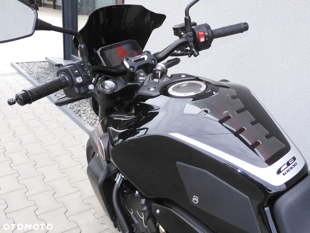 Honda CB - 30