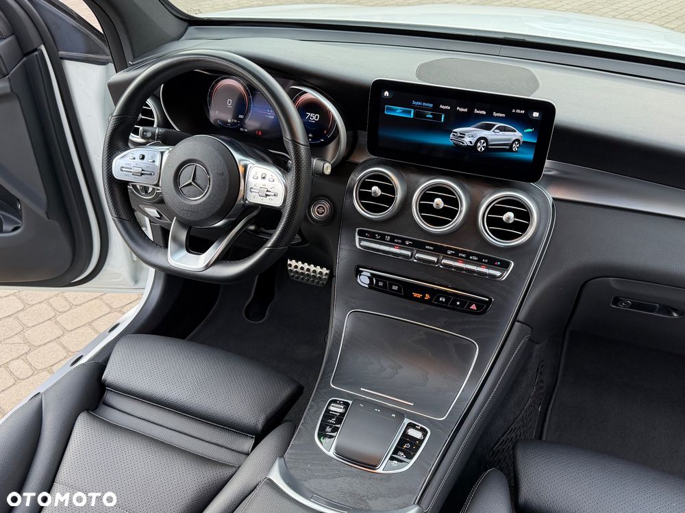 Mercedes-Benz GLC 220 d 4-Matic - 23