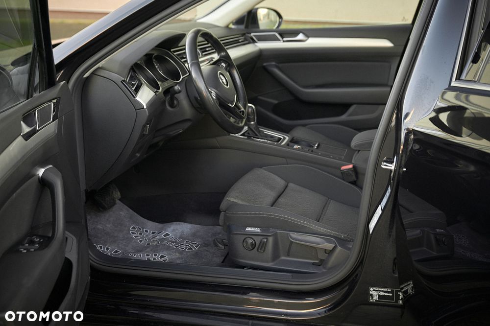 Volkswagen Passat 2.0 TDI BMT Comfortline DSG - 21