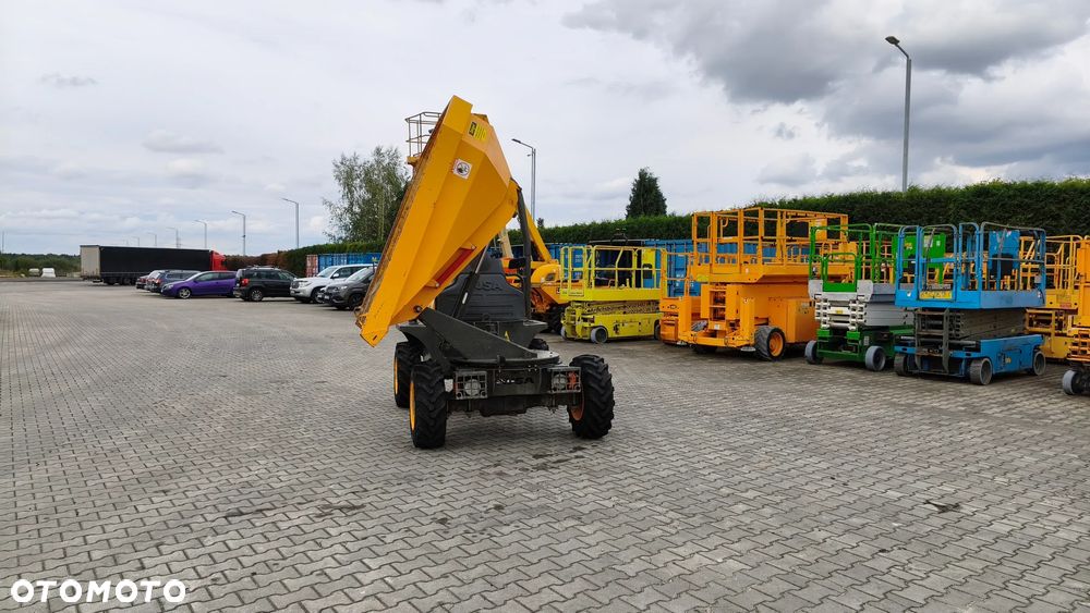 Ausa D 250 AH G - 15
