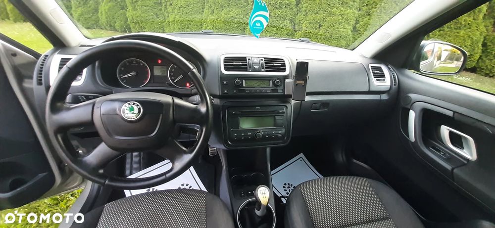 Skoda Roomster 1.6 16V Scout PLUS EDITION - 36