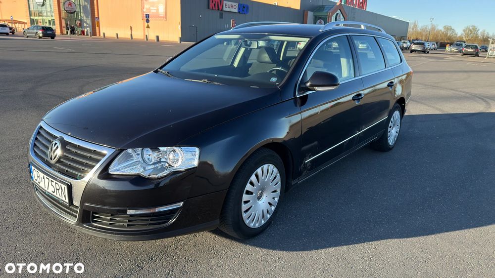 Volkswagen Passat 2.0 FSI Individual - 8