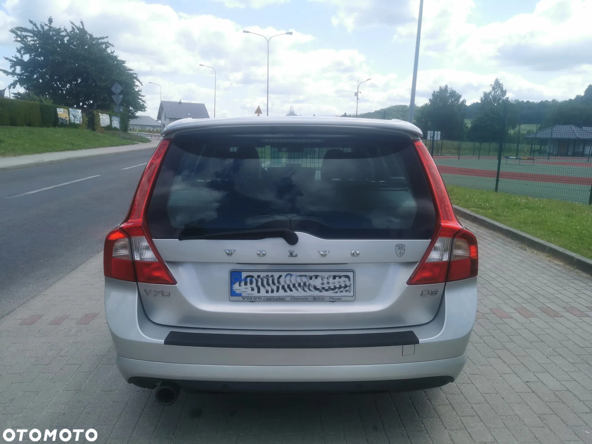 Volvo V70 D3 R-Design - 5