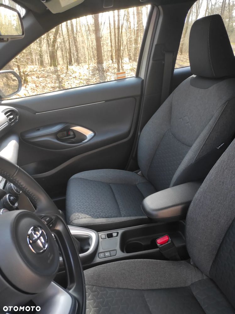 Toyota Yaris 1.5 Comfort - 12
