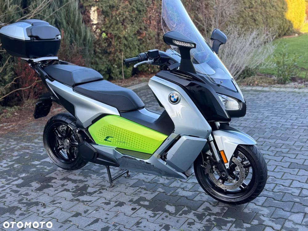 BMW CE 04 - 1