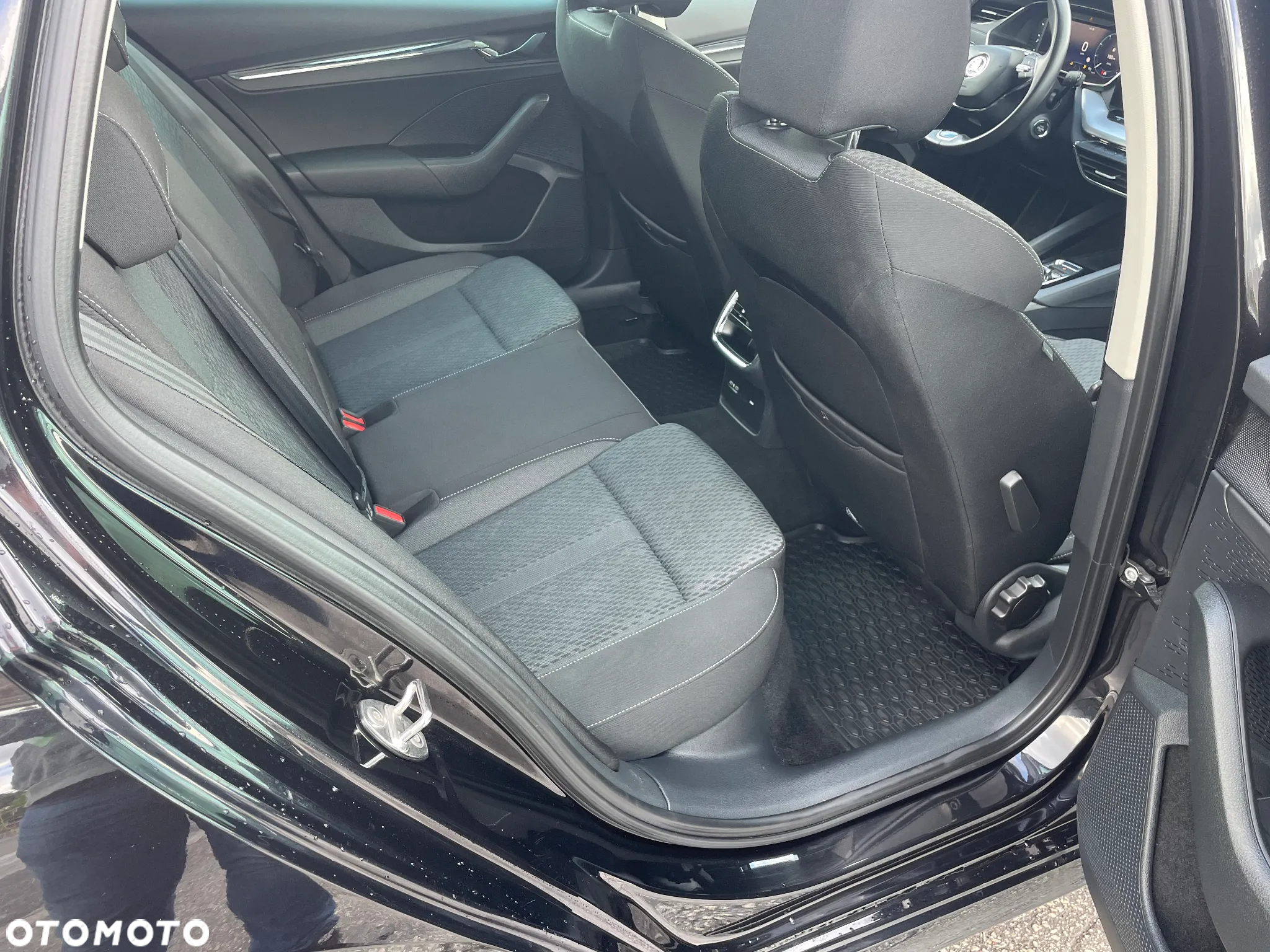 Skoda Octavia 2.0 TDI Style DSG - 10