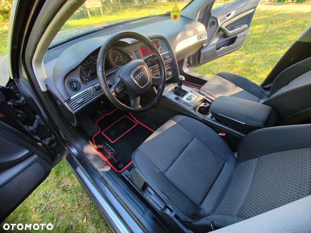 Audi A6 Avant - 11