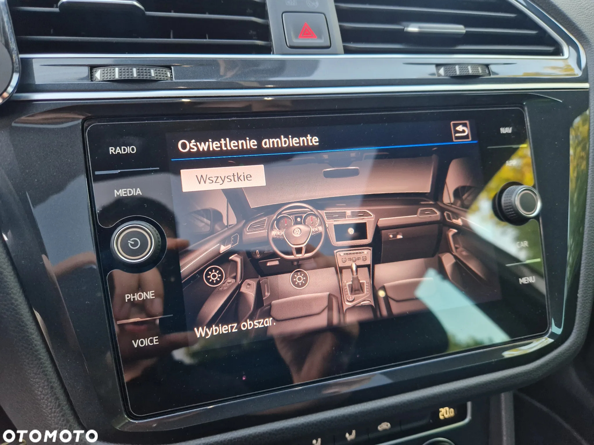 Volkswagen Tiguan 2.0 TDI SCR DSG R-Line - 12
