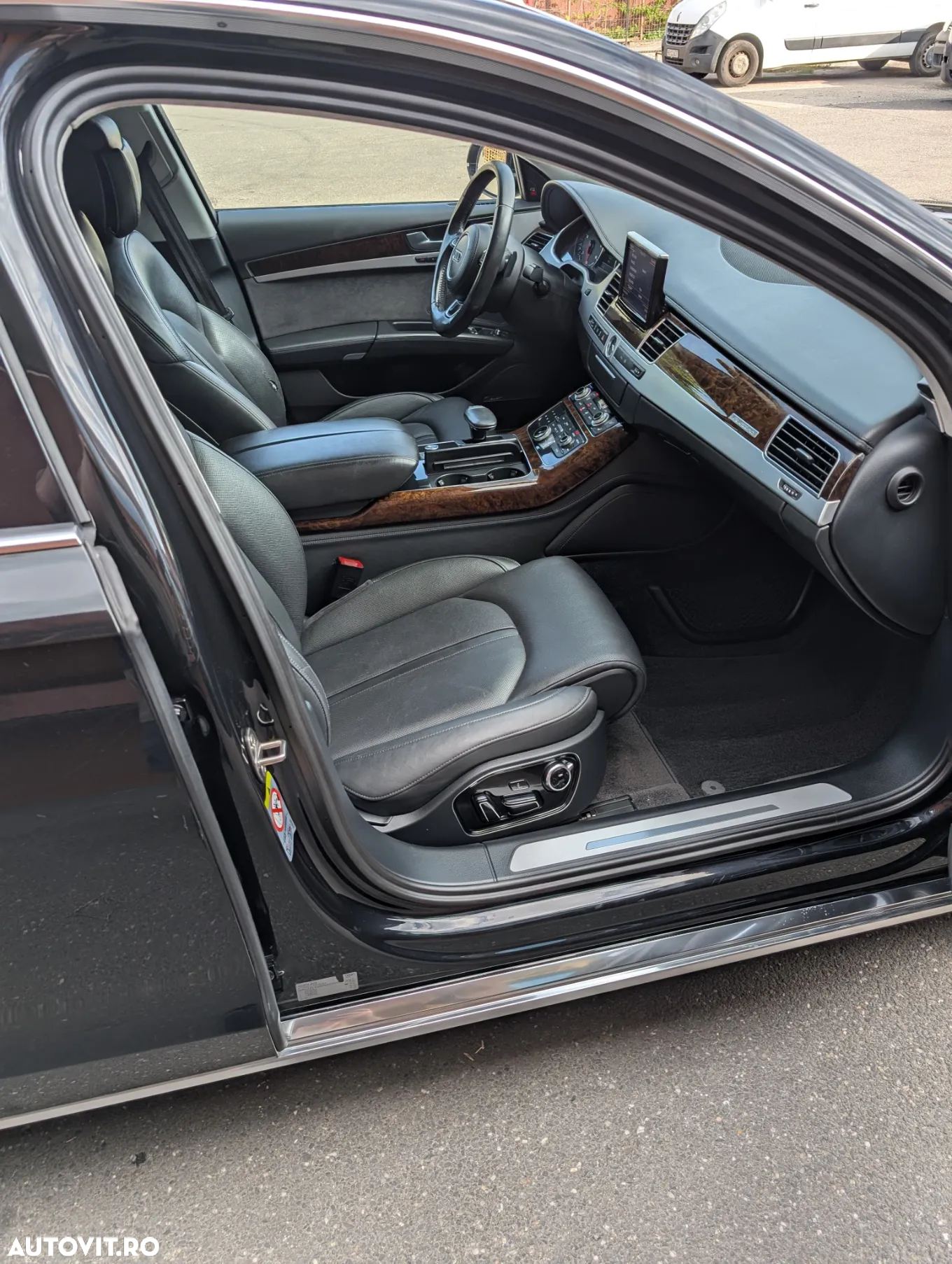 Audi A8 - 9